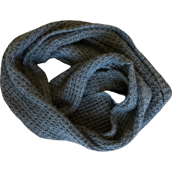 Accessories - Infinity Scarf. Dark Gray
